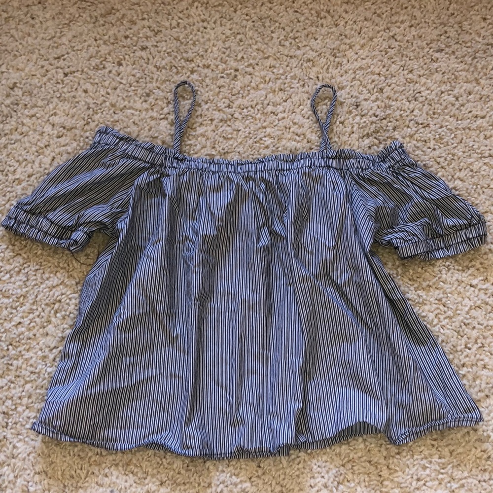 Off-the-shoulder Stripes Top